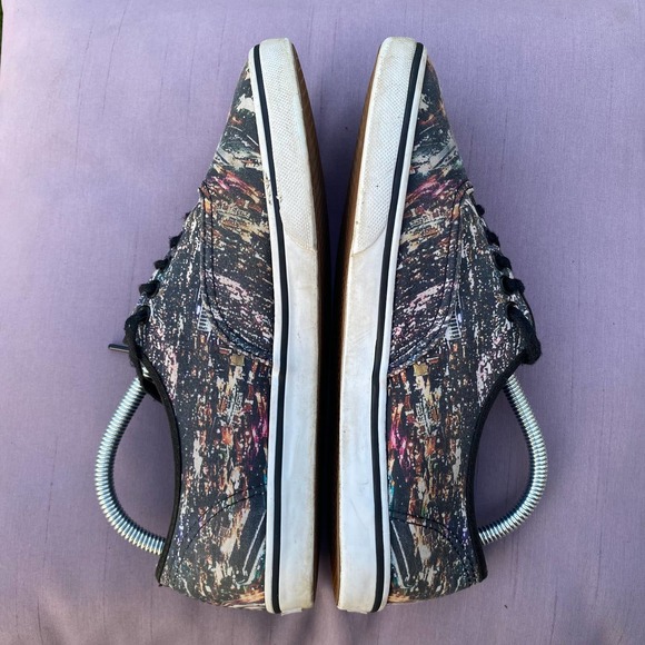 Vans Lo Graffiti City Lights Men's size 6/ Women's size 7.5 Skate Shoes T375 - Picture 5 of 9